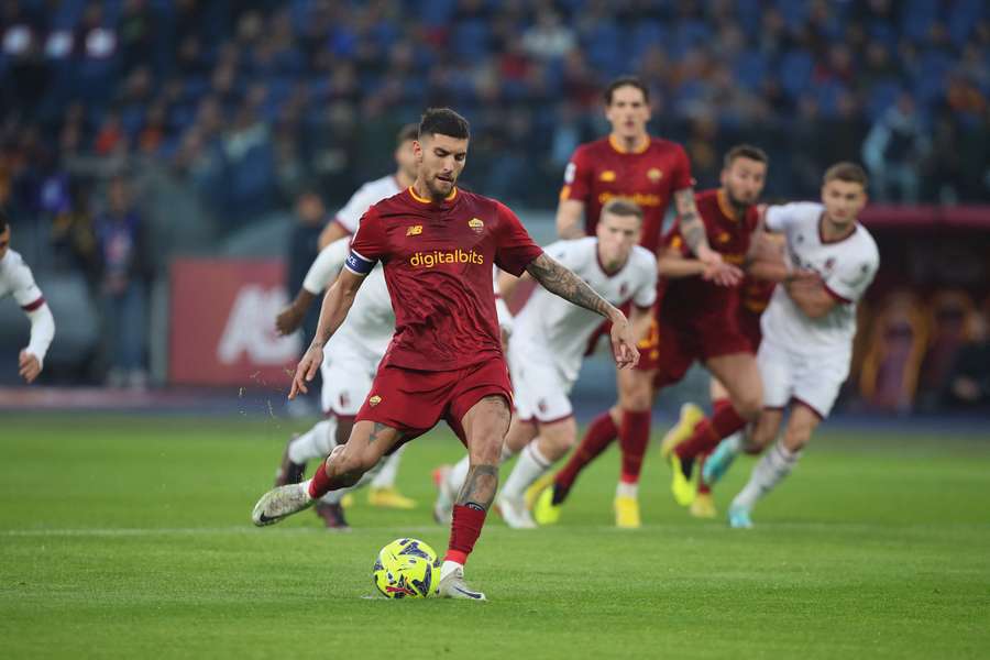 Roma's Lorenzo Pellegrini slots home the winner for Roma