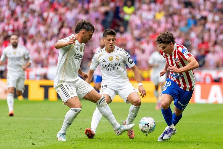 Julián Álvarez em ação diante do Real Madrid