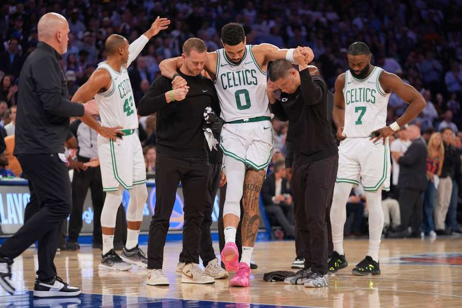 Tatum stretnutie s Knicks nedohral.