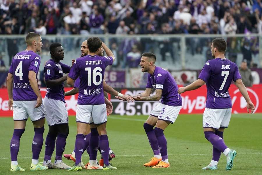 Serie A, la Fiorentina tarda ma doma una Sampdoria ormai rassegnata al peggio