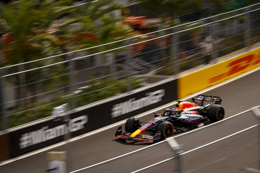 Max Verstappen v Miami dominoval.