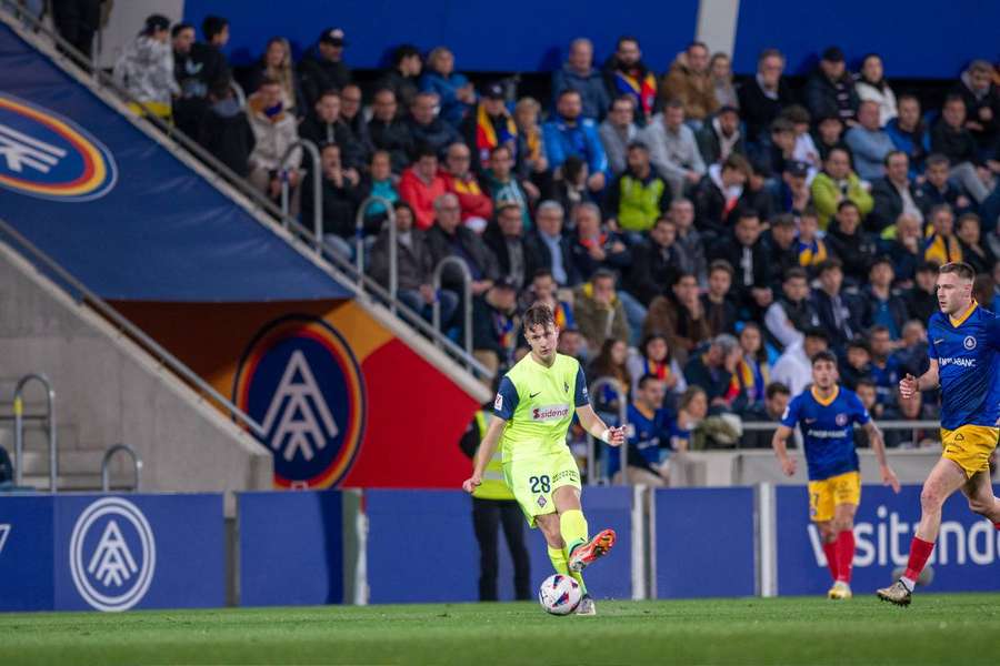 Félix Garreta en un partido con el Amorebieta