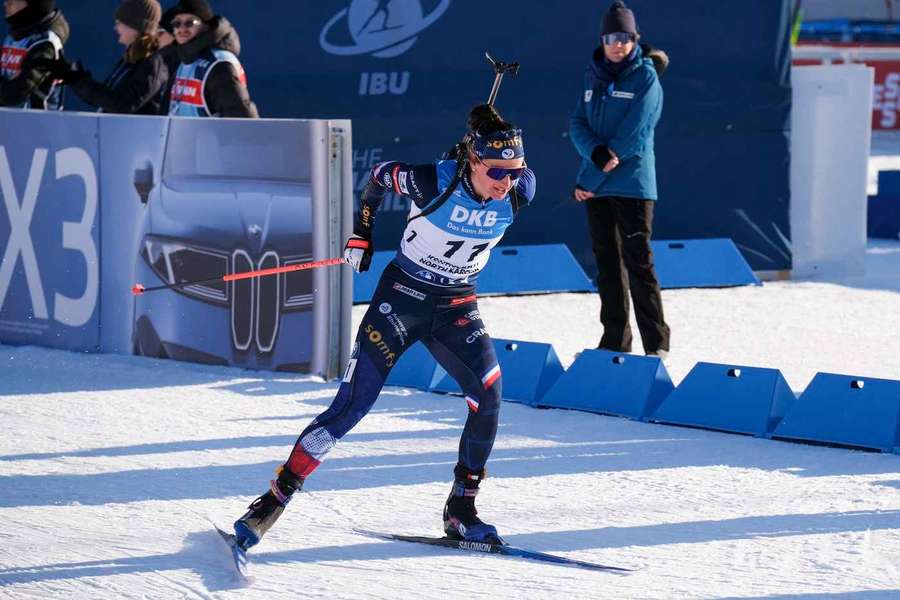 Julia Simon wygrała bieg ze startu wspólnego w Kontiolahti