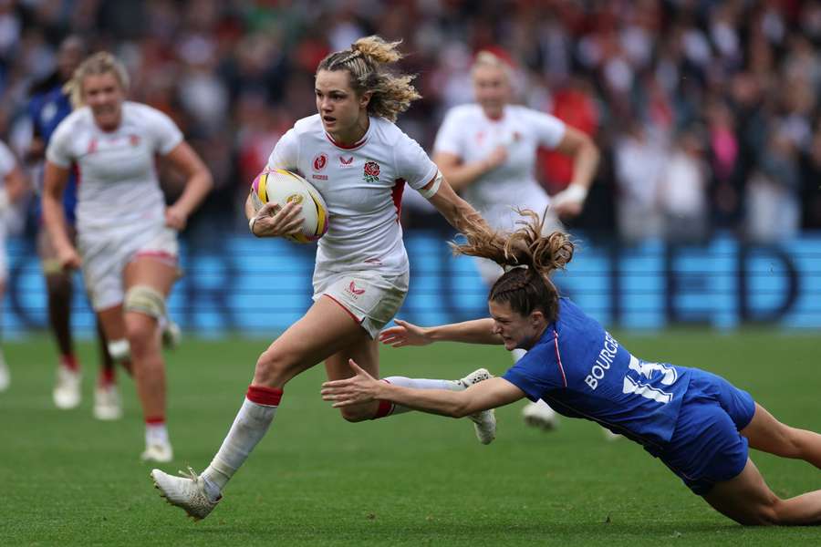 Les Bleues trop courtes...