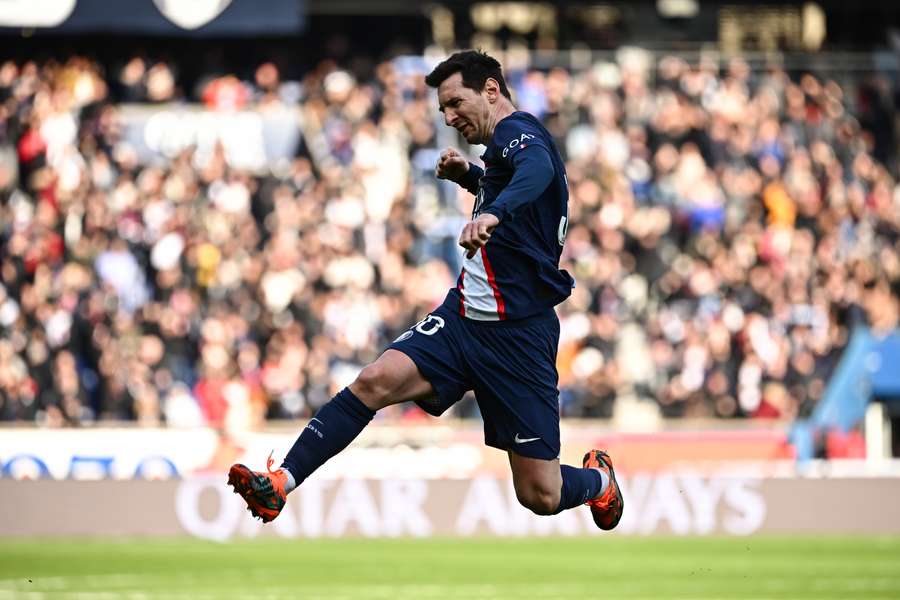 PSG wygrywa w thrillerze. Messi bohaterem po golu z rzutu wolnego w 95. minucie