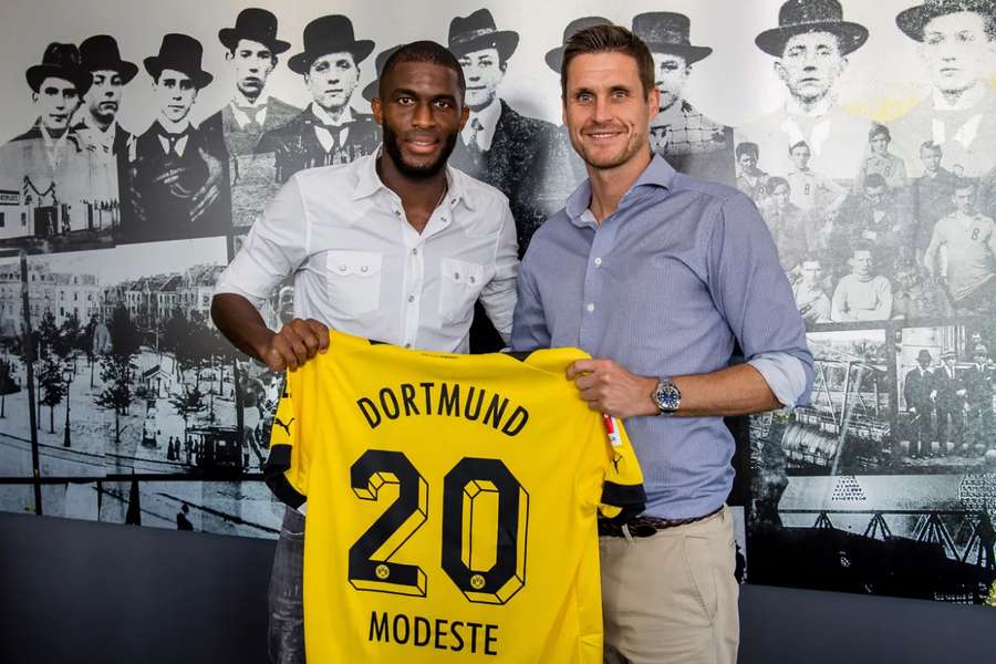 Anthony Modeste has signed a one-year deal with Dortmund