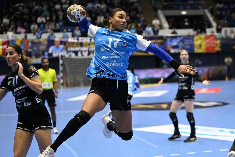 CSM Bucureşti, la prima sa victorie în Liga Campionilor