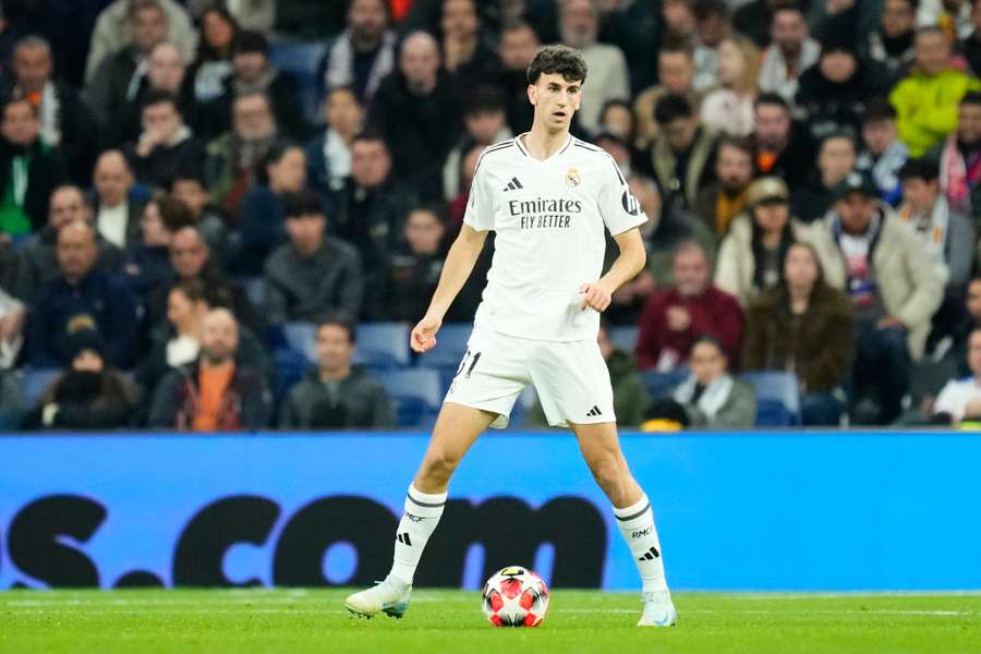 Jacobo Ramón, ante el Salzburgo