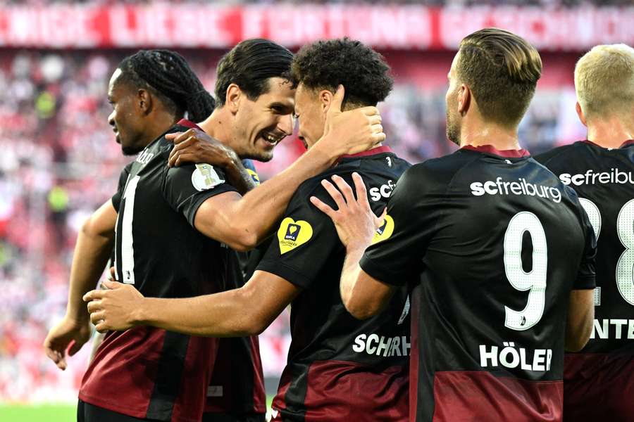 Matanovic (l.) sammelte in kurzer Zeit drei Scorer