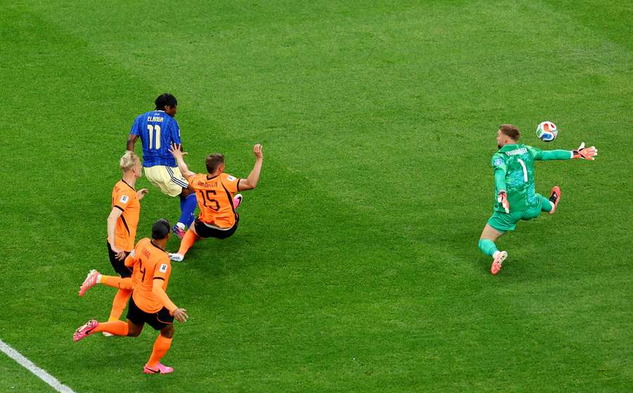Sweden's Anthony Elanga scores their first goal