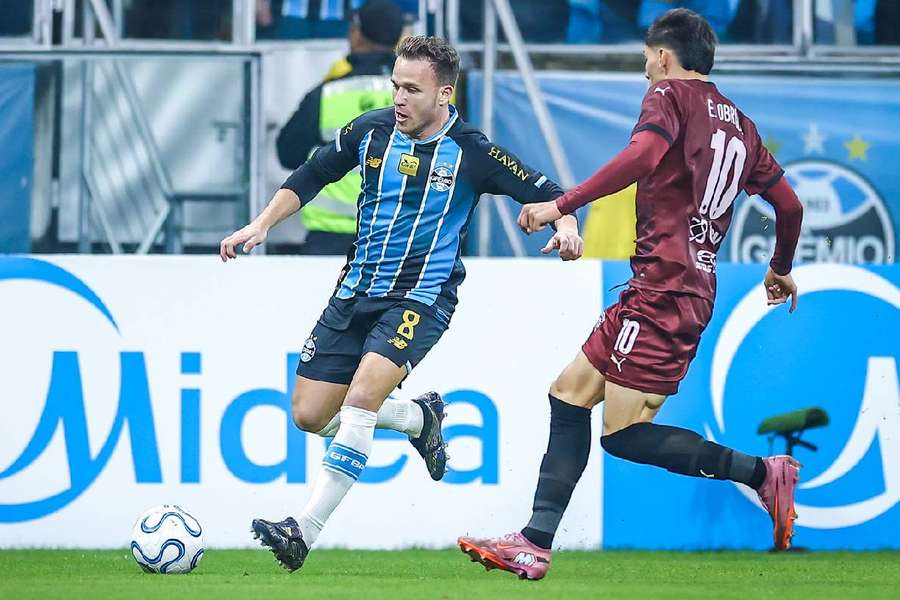 Arthur tem vínculo contratual com a Juventus Arthur tem vínculo contratual com a Juventus