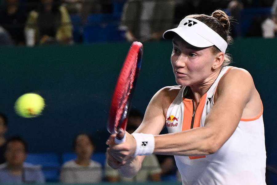 Elena Rybakina derrotou Ekaterina Alexandrova