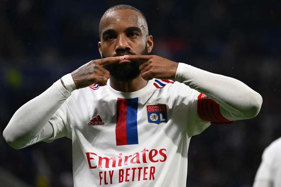 Lacazette nem sequer considerou a oferta da Arábia Saudita.