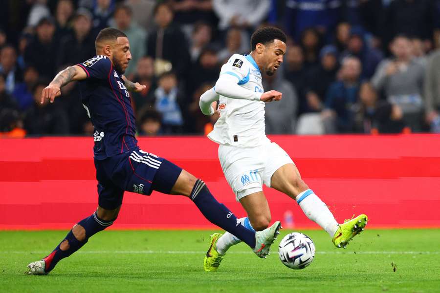 Záložník Lyonu Corentin Tolisso je spojován s anglickou Premier League