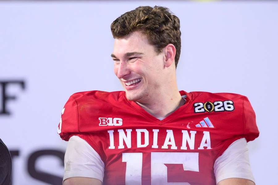 Raiders Fernando Mendoza selected No. 1 overall pick at 2026 NFL Draft