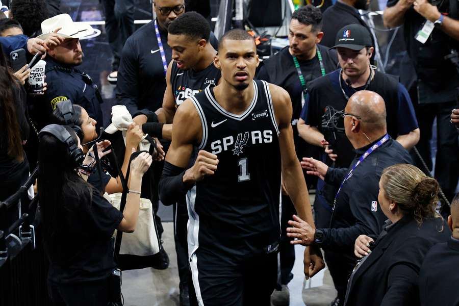 Wembanyama, clave una vez más para los Spurs