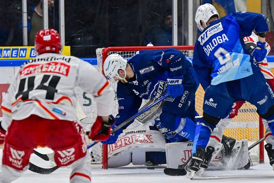 Holland i Ďaloga v Kometě končí.