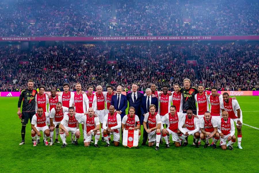 O plantel completo do Ajax Legends