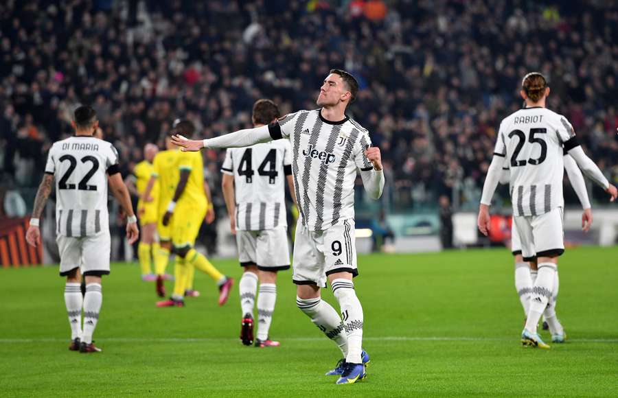 Gól Dušana Vlahoviče Juventusu na výhru proti Nantes nestačil. 