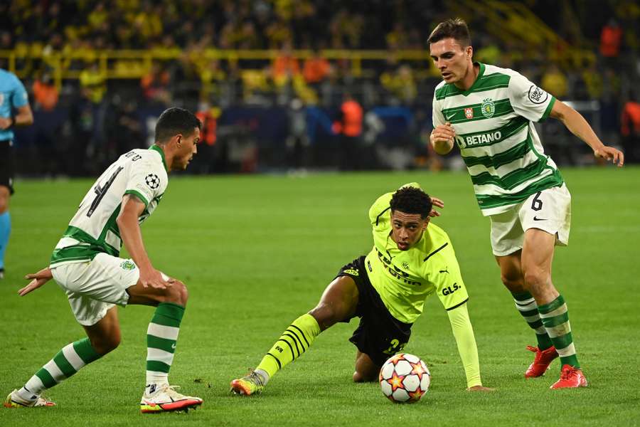 Pedro Porro (L) and Joao Palhinha (R) playing for Sporting in 2021