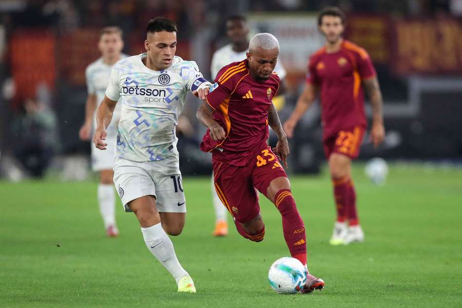 Lautaro Martinez contro Wesley