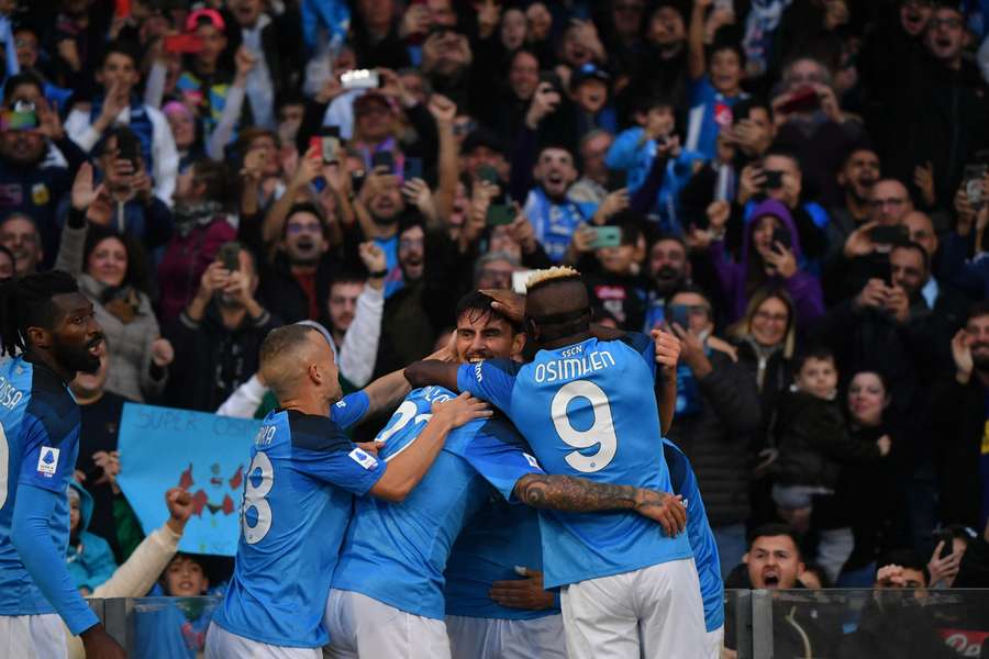 Napoli go into the World Cup break with a huge lead in Serie A