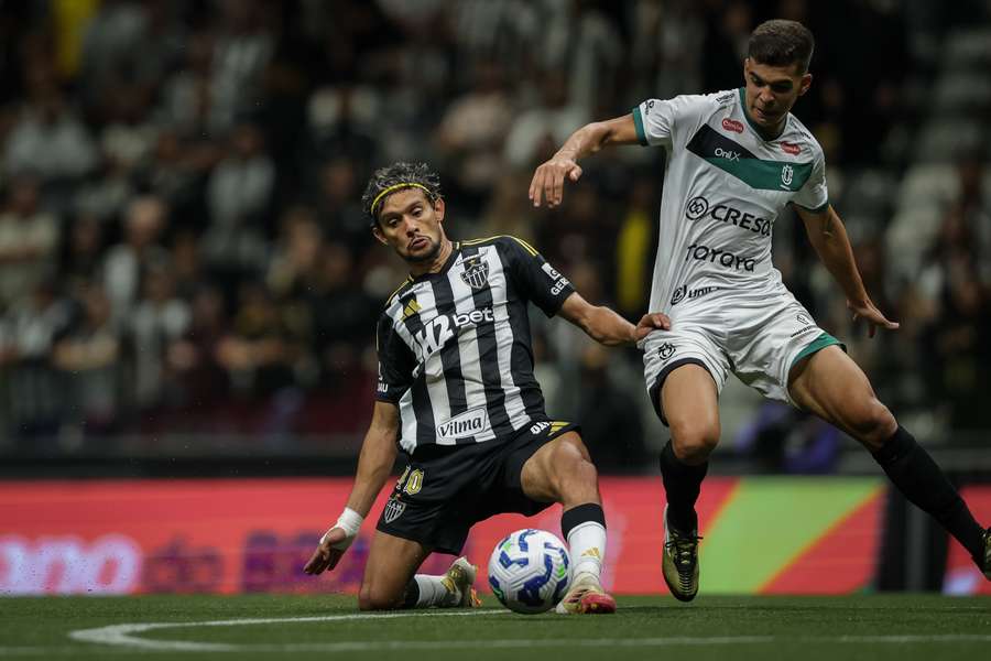 Scarpa colocou mais uma assistência na conta pelo Alvinegro Scarpa colocou mais uma assistência na conta pelo Alvinegro