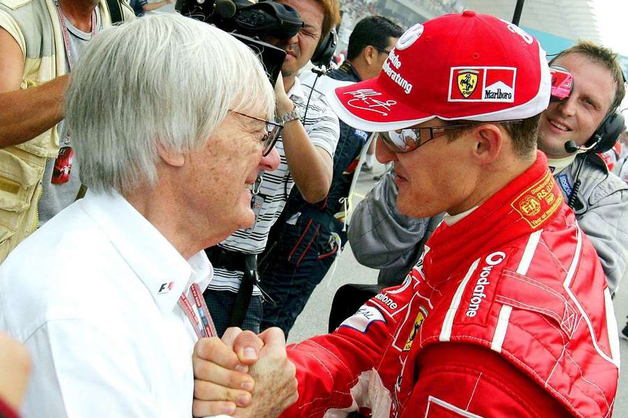 Bernie Ecclestone en Michael Schumacher in 2005