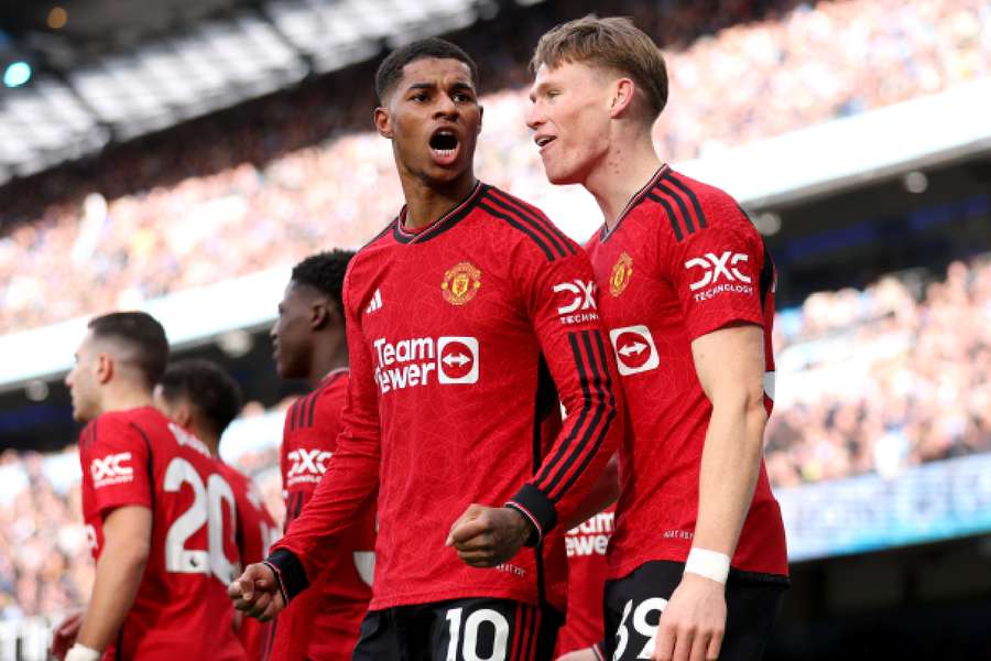 Rashford abriu o placar com um golaço para o Manchester United