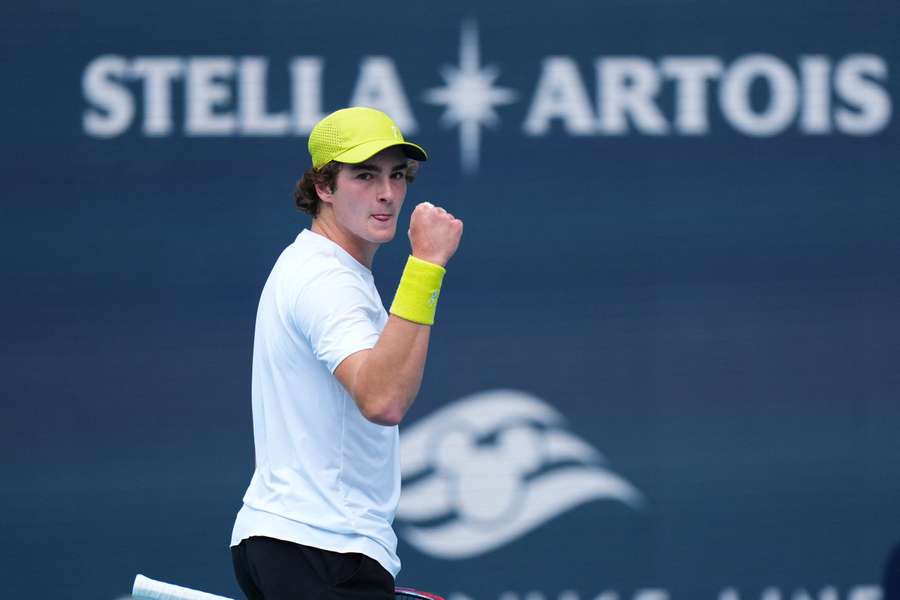 Joao Fonseca enfrentará Alex de Minaur na próxima rodada do Masters 1000 de Miami