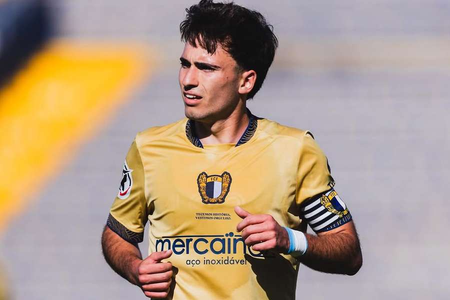Rodrigo Ribeiro fez um jogo pela equipa principal do Famalicão