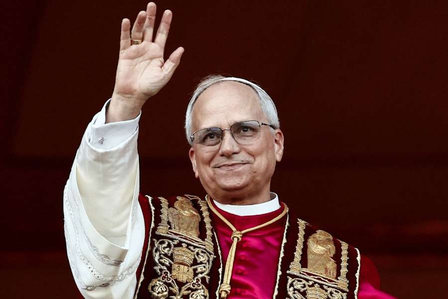 Papa Leão XIV após a oração do Angelus, na Praça de São Pedro, na Cidade do Vaticano