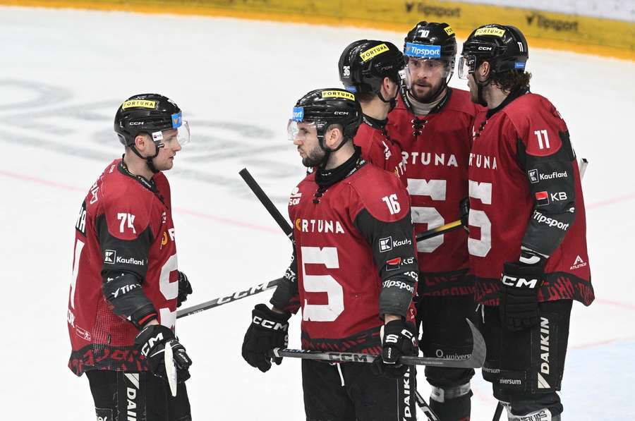 Hokejisté Sparty vydřeli postup přes Kladno.