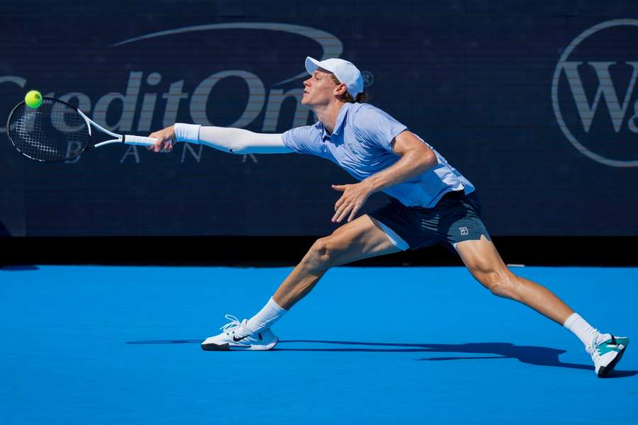 Defending champ Sinner subdues Atmane to reach Cincinnati final