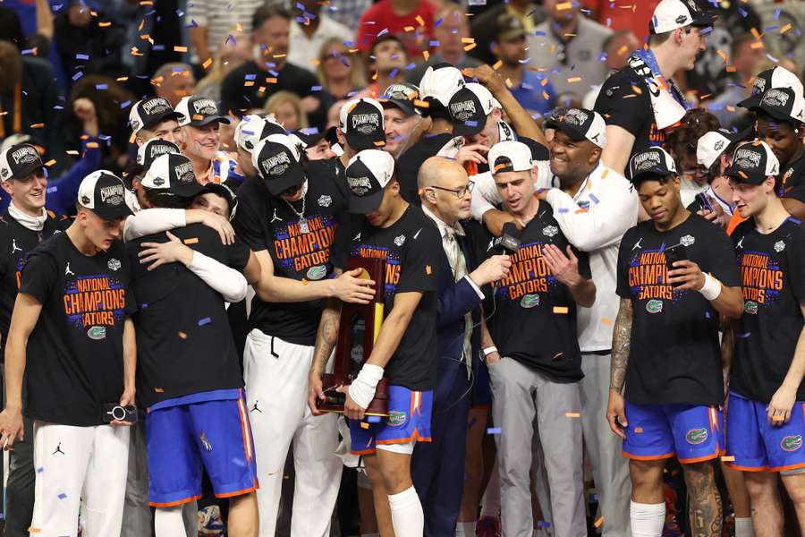 Florida defeats Houston in stunning fashion to win their third NCAA National Championship