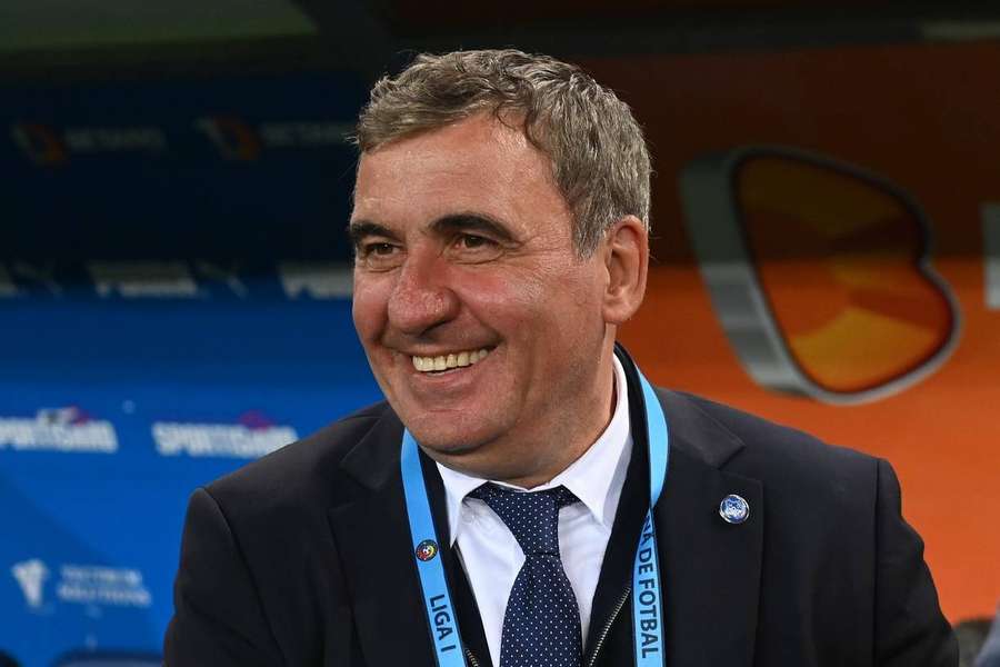 Rivaldinho regressa à equipa treinada por Gheorghe Hagi