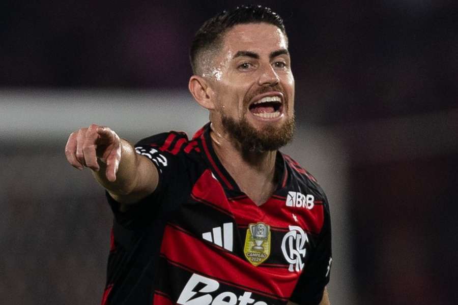 Jorginho pode ser um dos trunfos do Flamengo contra o Lanús Jorginho pode ser um dos trunfos do Flamengo contra o Lanús