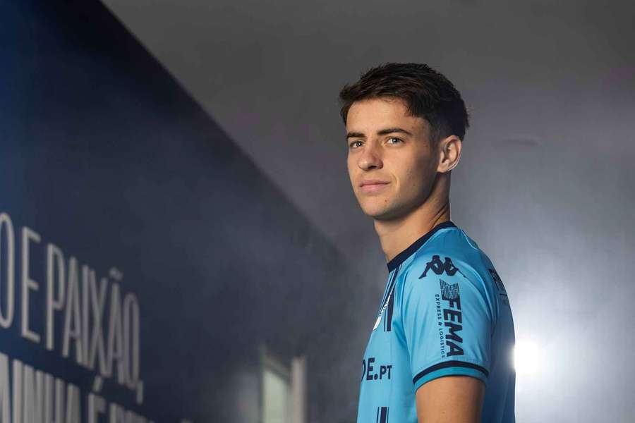 Nikita Demchenko já com a nova camisola Nikita Demchenko já com a nova camisola