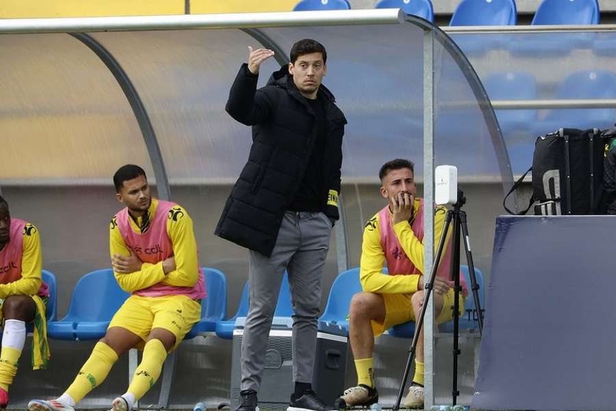 Luís Pinto, treinador do Tondela, é o alvo do Gil Vicente