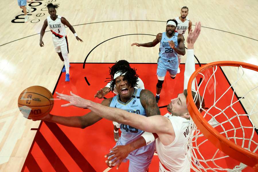 Grizzlies et Pelicans cette nuit. Grizzlies et Pelicans cette nuit.
