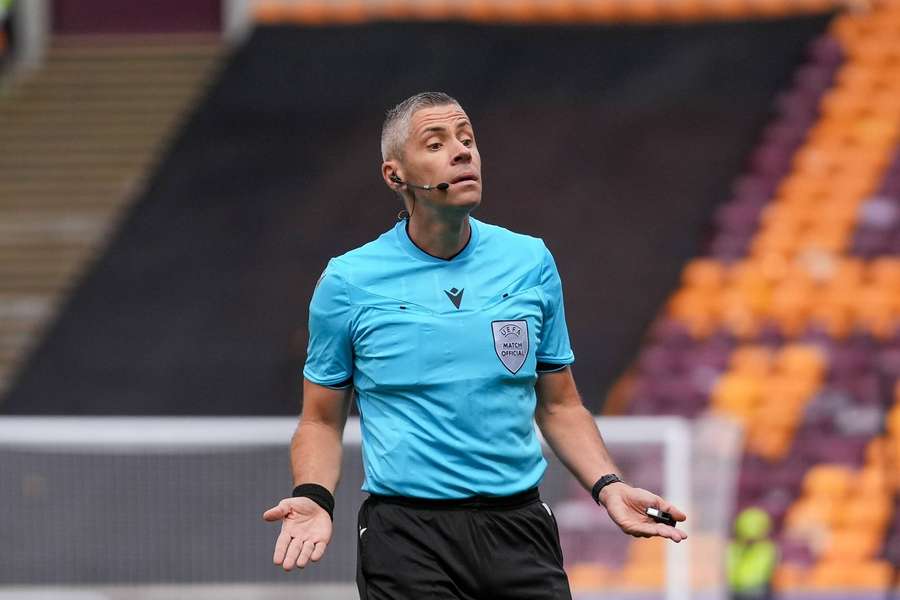 Radu Petrescu, exclus de pe lista FIFA