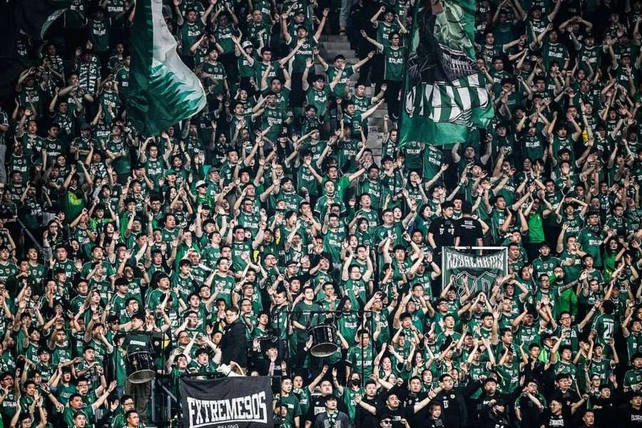 Os fervorosos adeptos do Beijing Guoan