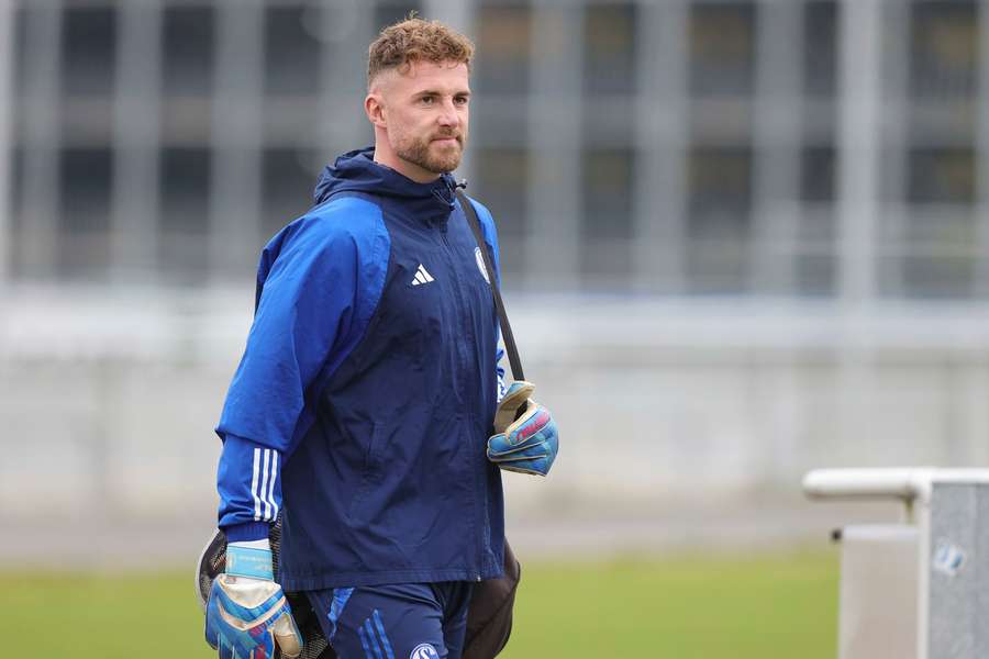 Ralf Fährmann im Training mit der zweiten Mannschaft.