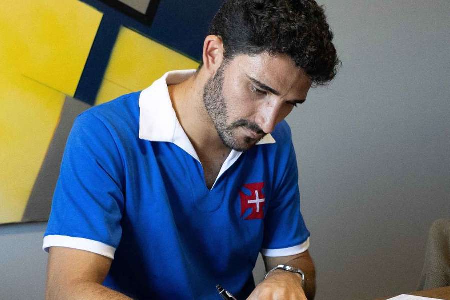 João Oliveira assinou pelo Belenenses até 2028 João Oliveira assinou pelo Belenenses até 2028