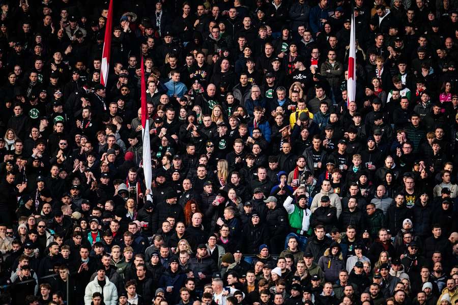 Suporterii lui Feyenoord nu vor face deplasarea la Lille