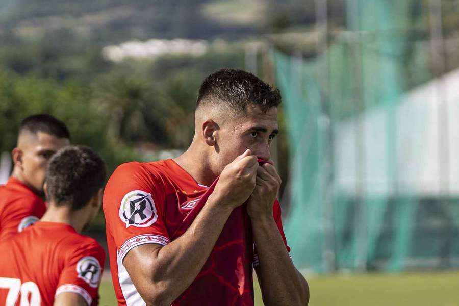 Gabriel Morais ao serviço dos sub-23 do Santa Clara