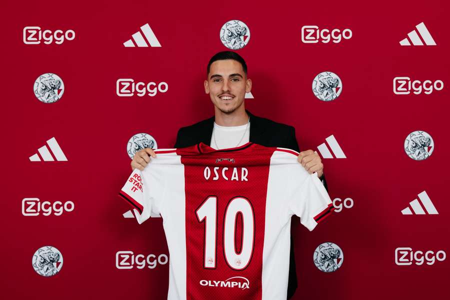 Oscar Gloukh, nuevo jugador del Ajax