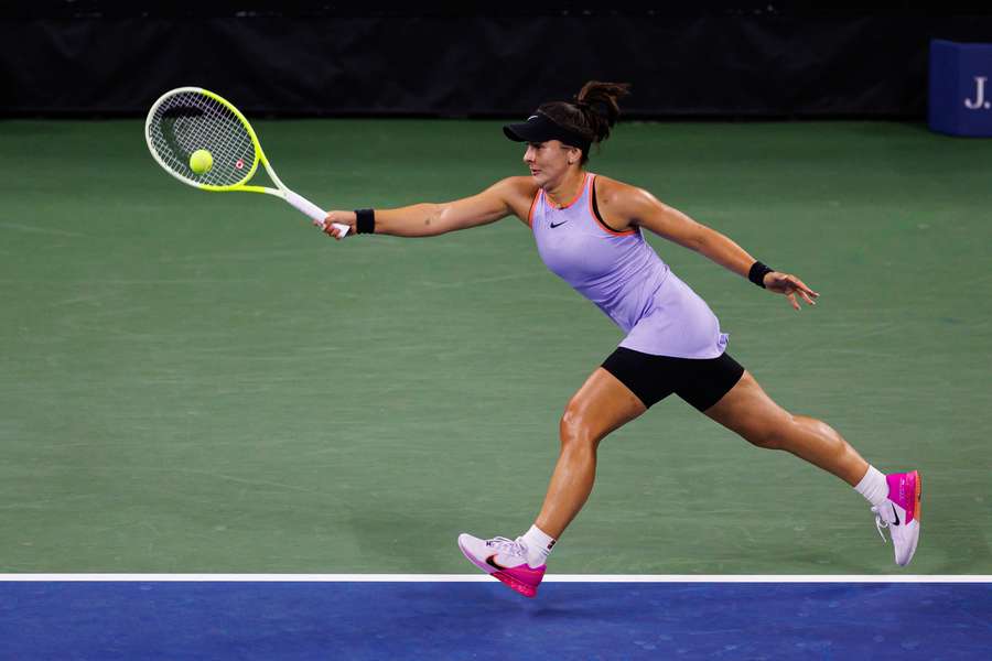 Andreescu is through to the quarter-finals in Tokyo