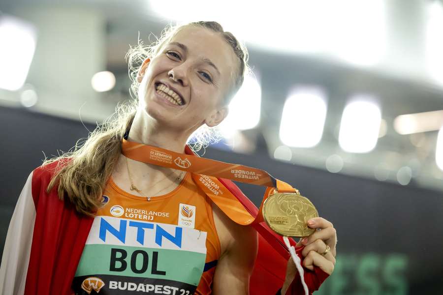 Femke Bol begint eraan te wennen dat ze een sterrenstatus in de atletiek heeft