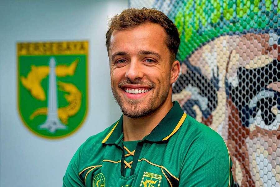 Miguel Pereira assina pelo Persebaya Miguel Pereira assina pelo Persebaya